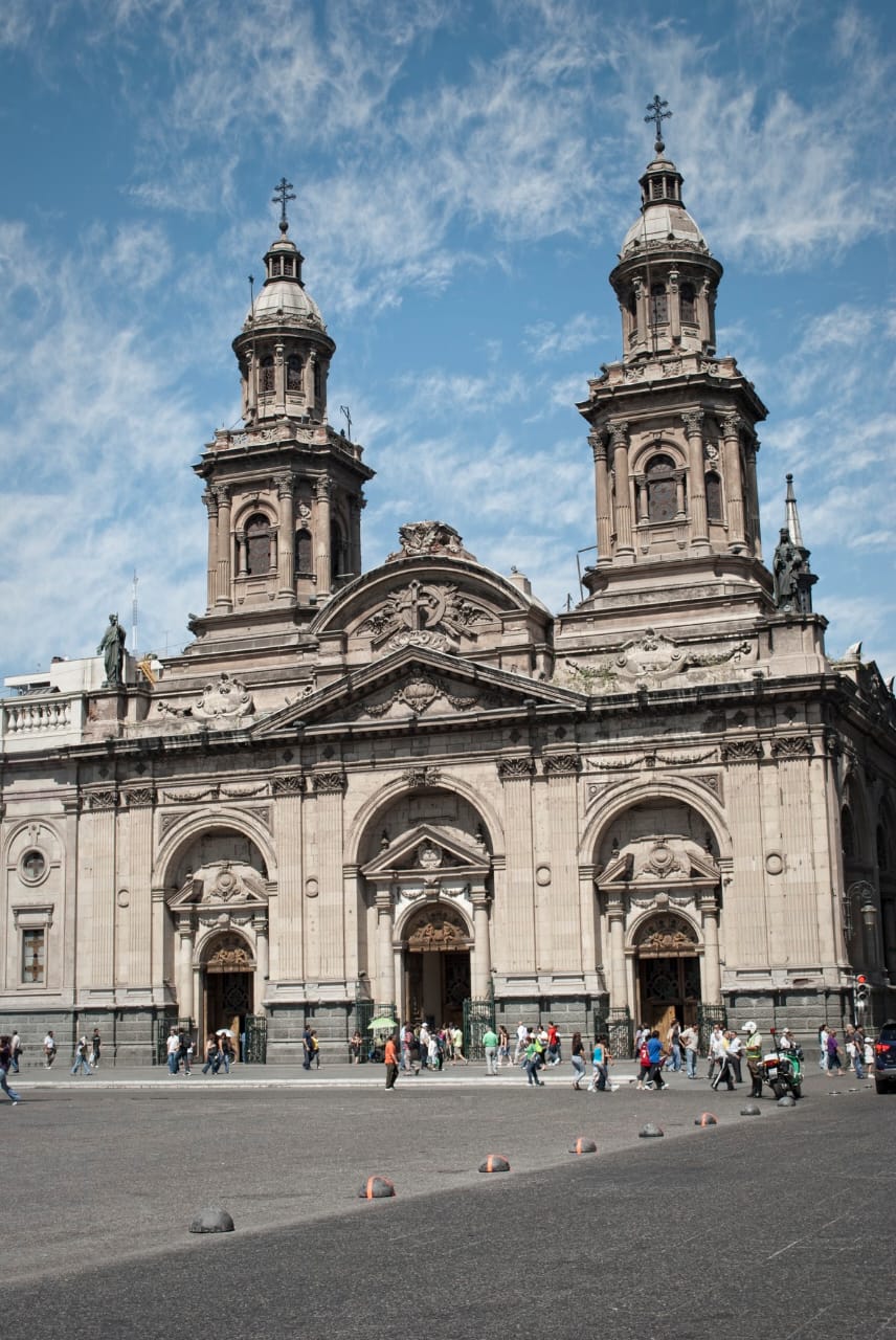 Fiscalía investiga millonario robo al Arzobispado de Santiago