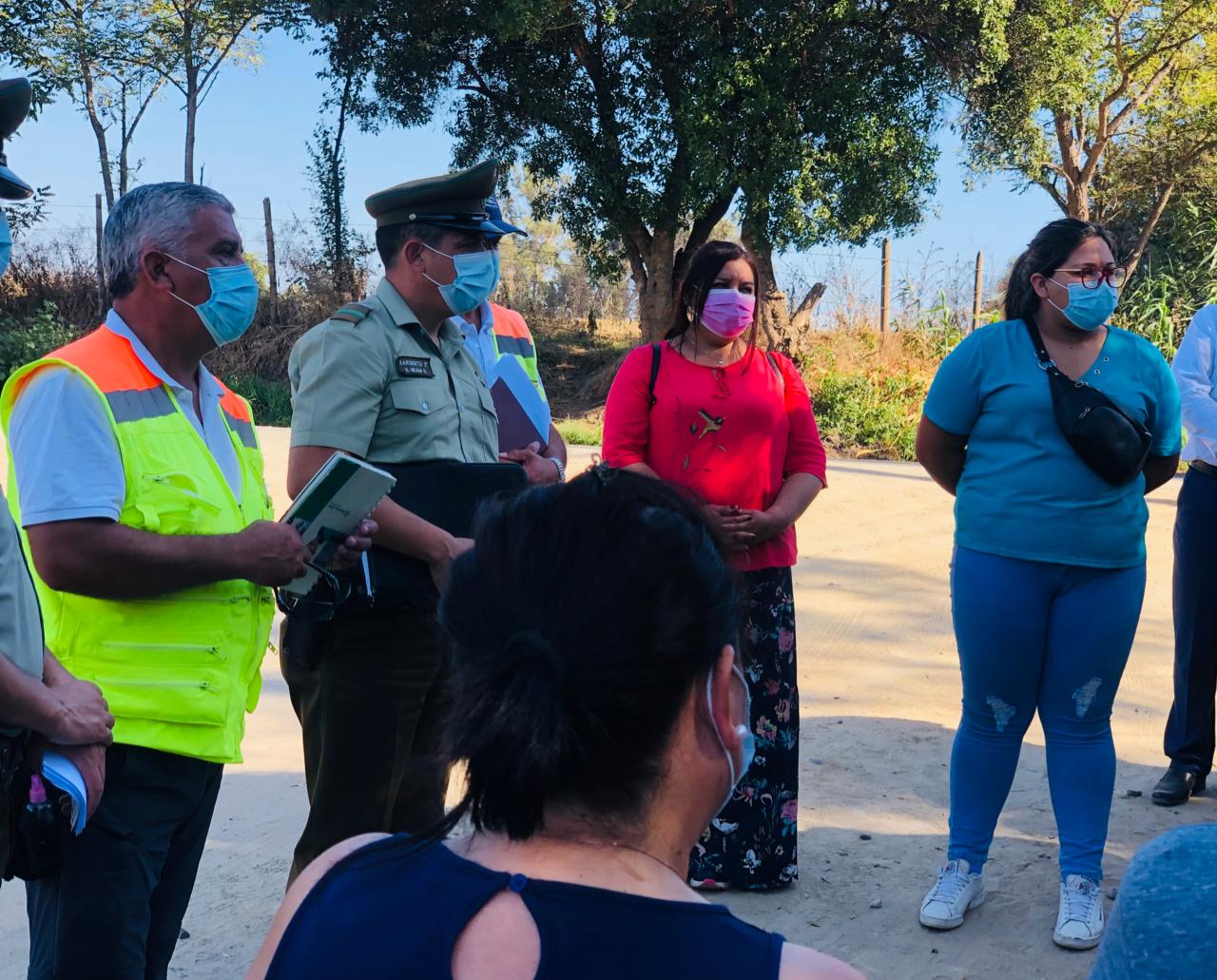 Concejala marcela hernandez se reunió con vecinos de villa alegre para tratar temas de seguridad