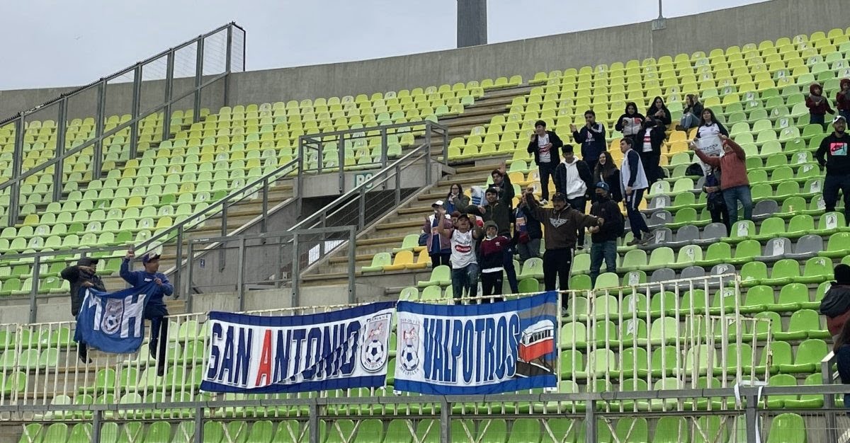 Deportes Melipilla denunció agresiones contra sus hinchas tras el partido frente a Santiago Wanderers